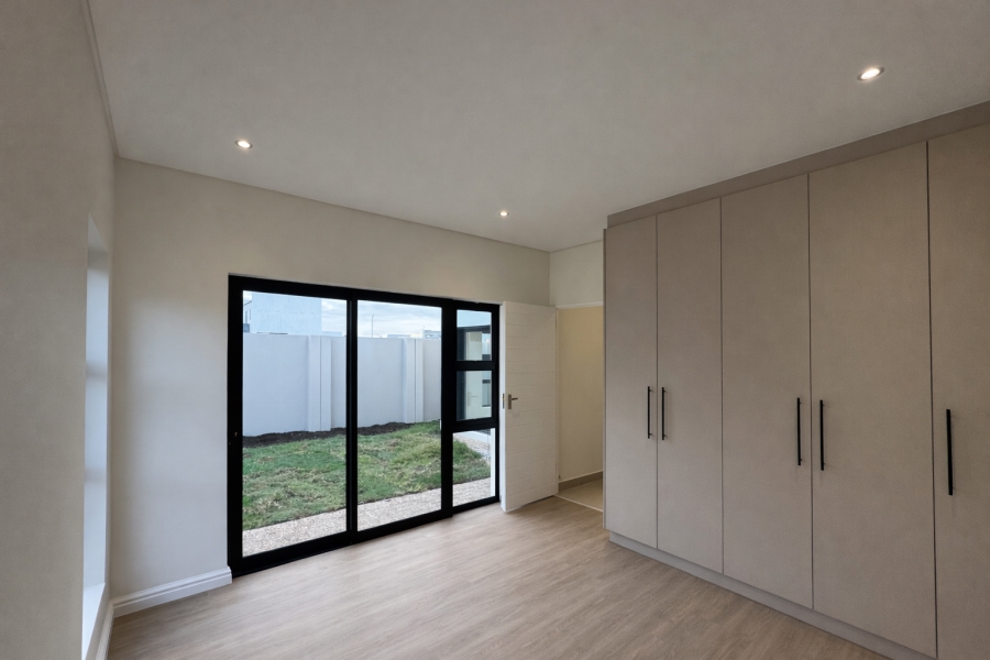 4 Bedroom Property for Sale in Sandown Western Cape